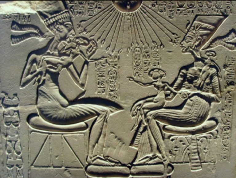 Echnaton i Nefertiti (XIV wiek p.n.e.). Władcy Egiptu